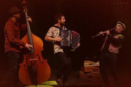Quidam trio
